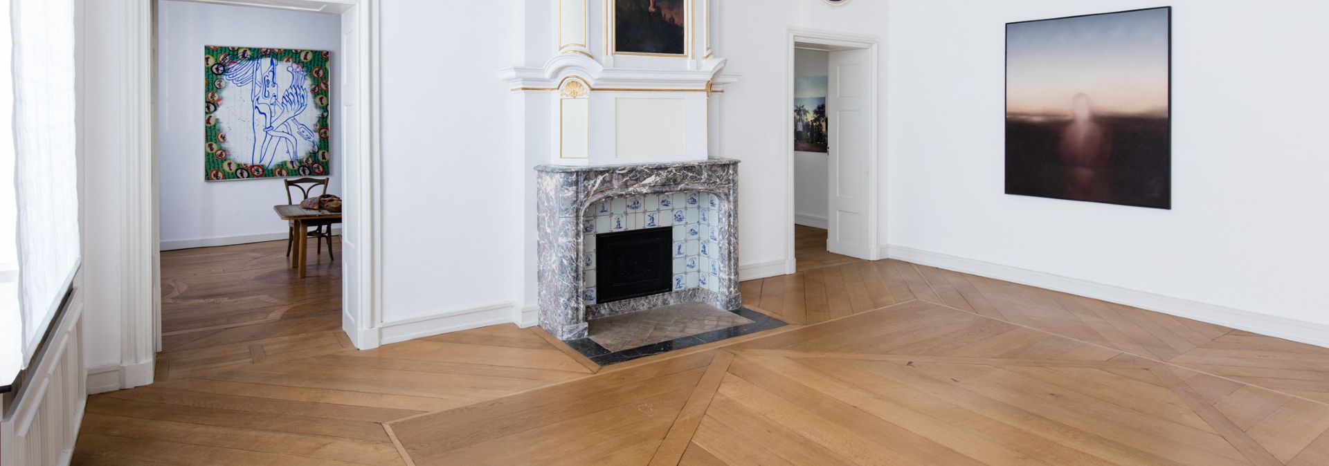 Sammlung mit losen Enden: Raumansicht mit Werken von Sigmar Polke, Günter Weseler, Danica Dakić, Gerhard Richter, 2015