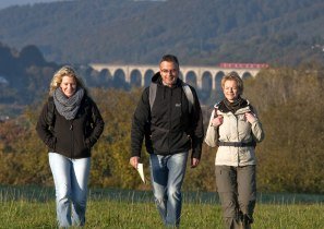 Wandern auf dem Viadukt-Wanderweg, © Gemeinde Altenbeken
