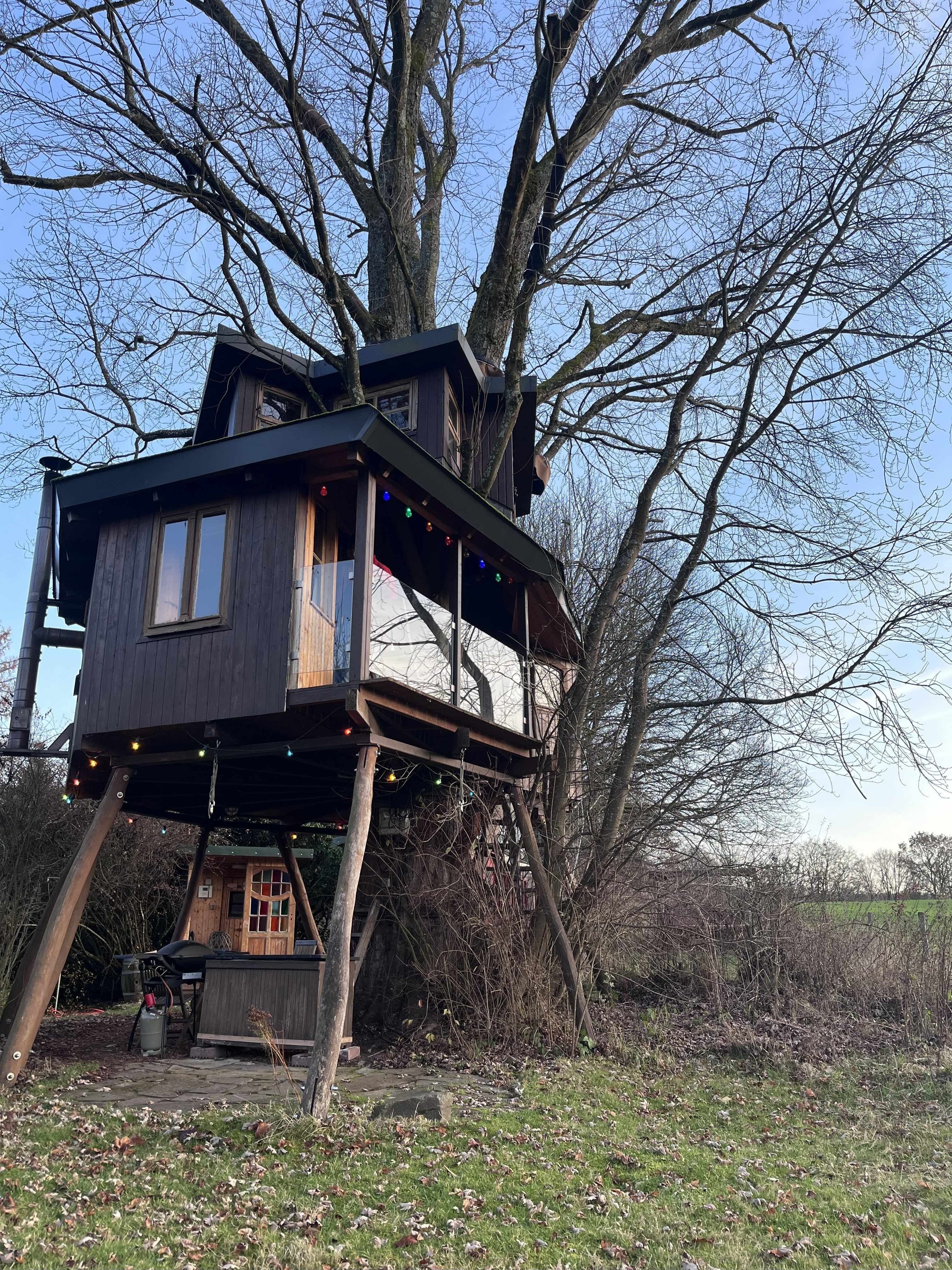 Silke Dames, Tourismus NRW e.V., Ansicht Siegtal-Baumhaus
