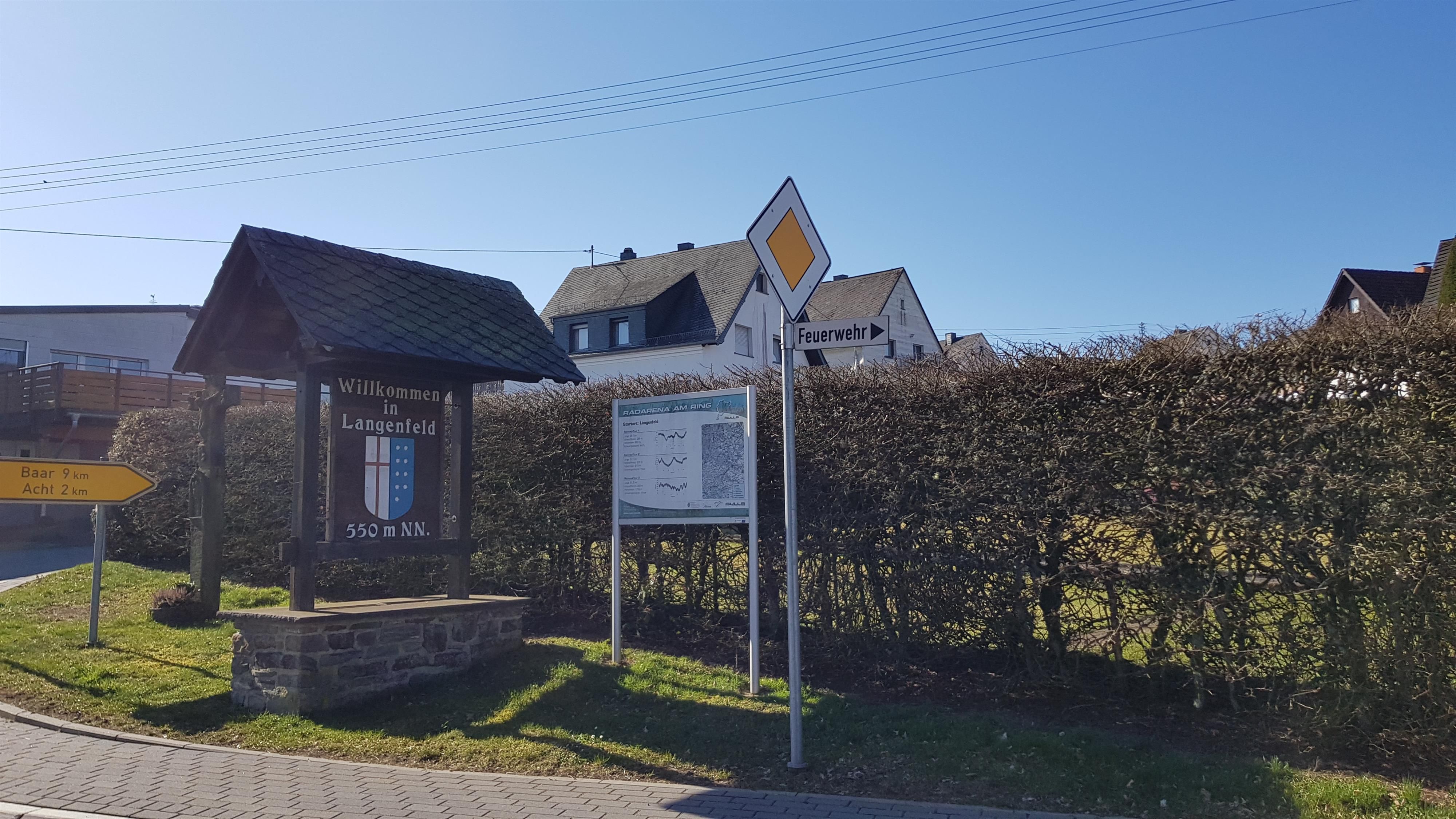 Zur Seite Weihnachtsmarkt in Langenfeld