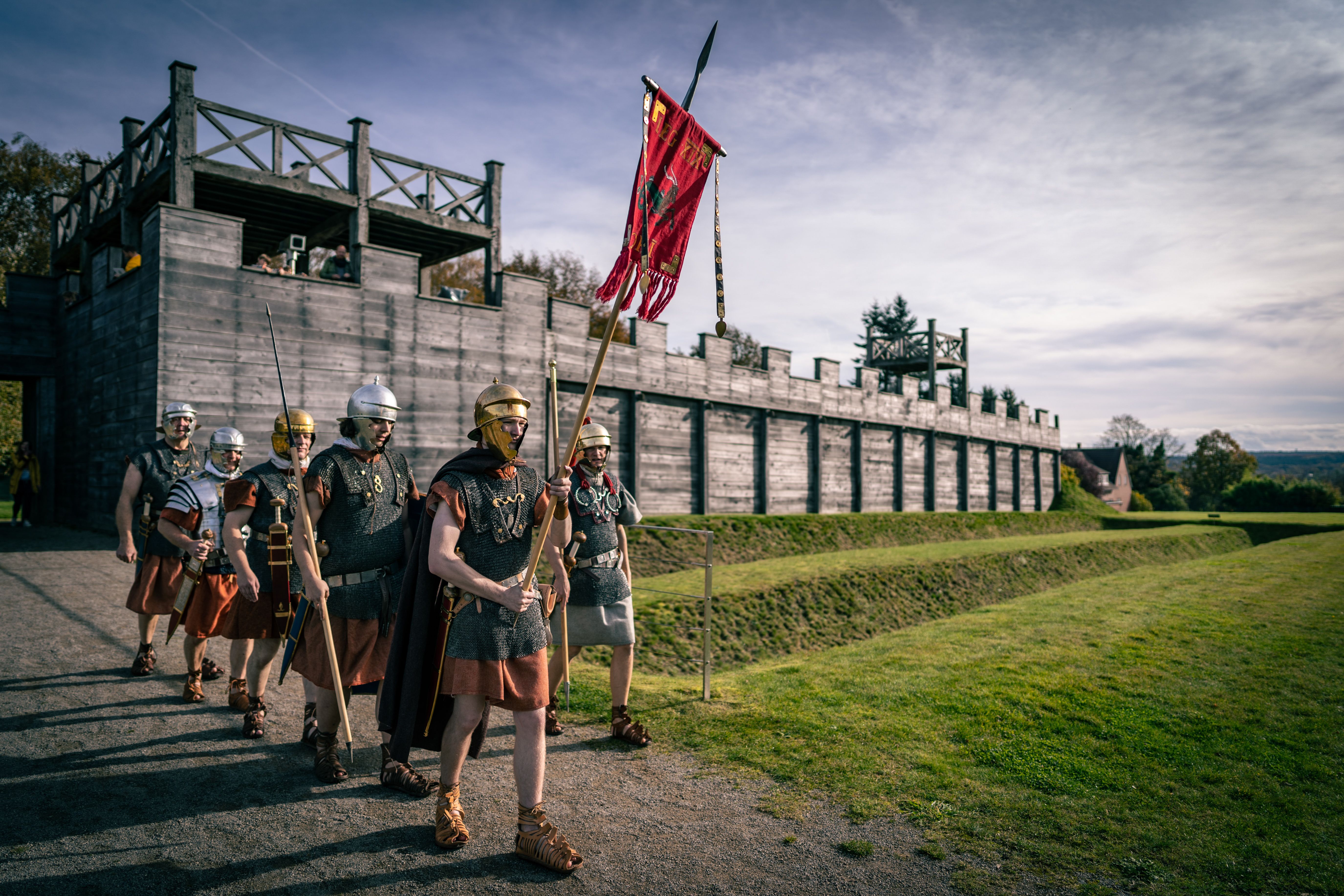 Mauer mit Legionären PJ