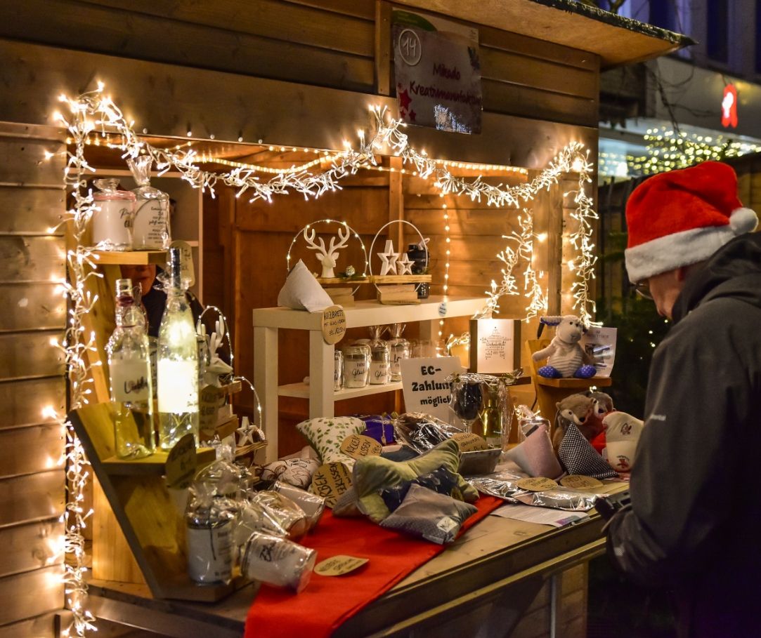 Zur Seite Weihnachtsmarkt Olsberg