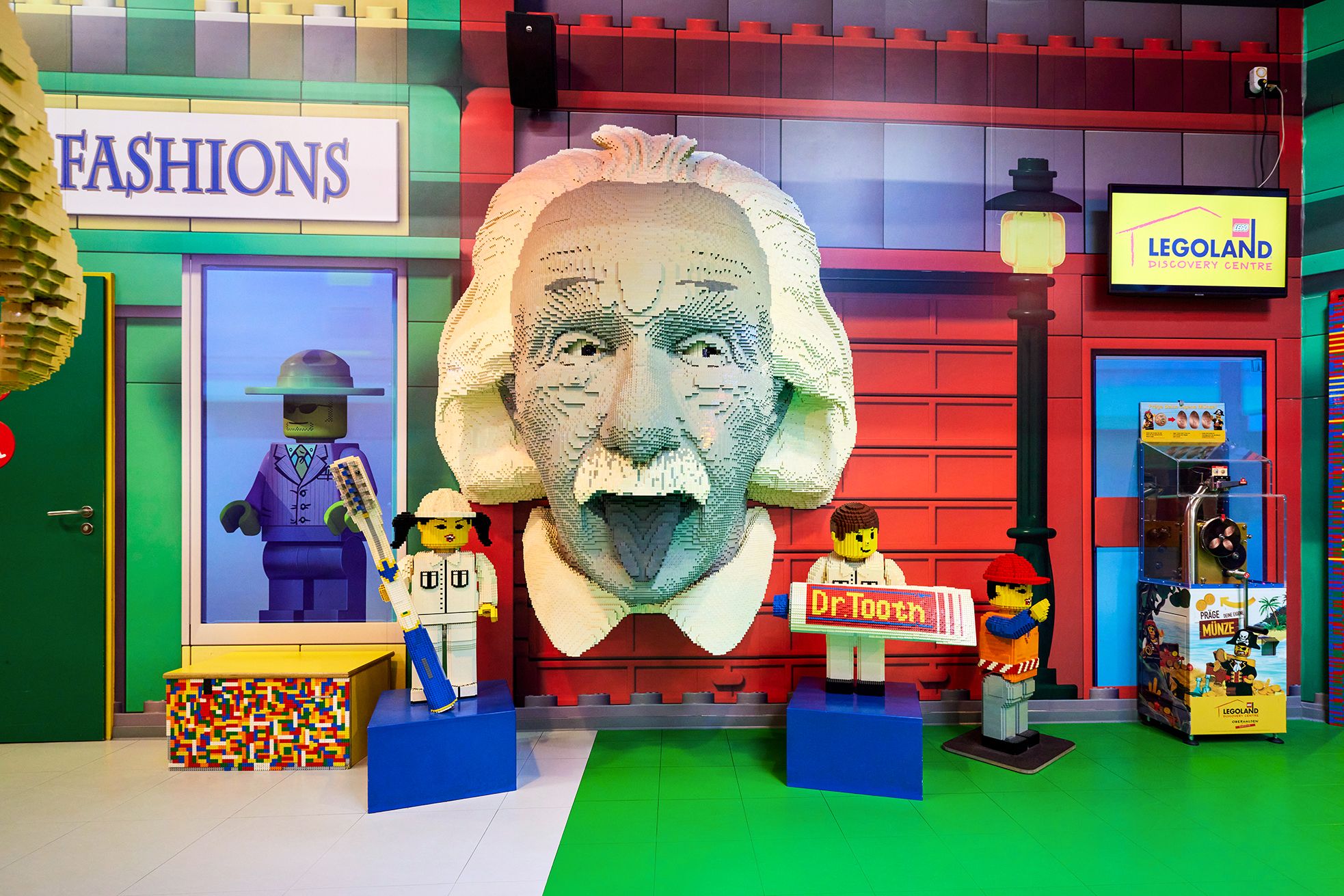 Zur Seite Legoland Discovery Centre Oberhausen