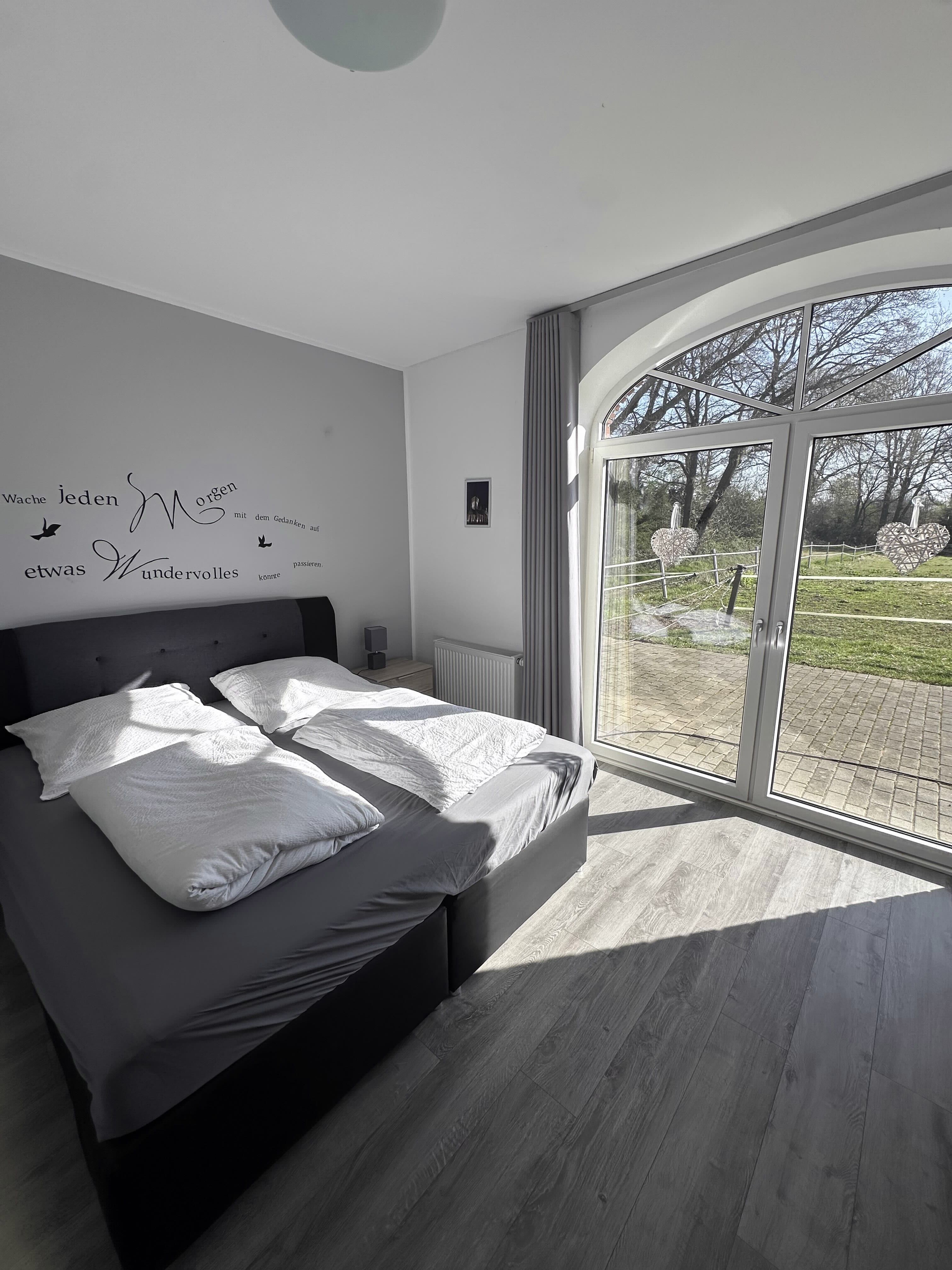 Schlafzimmer in der Ferienwohnung Kastanienallee