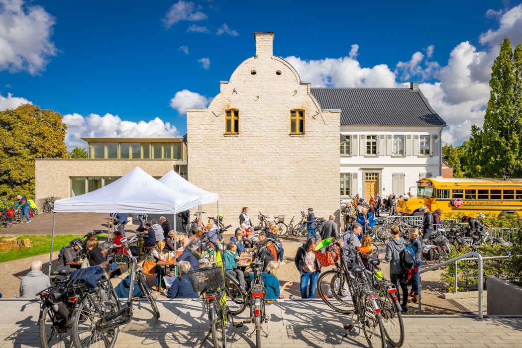 Zur Seite MOVIMENTO - Musikalische Radtour