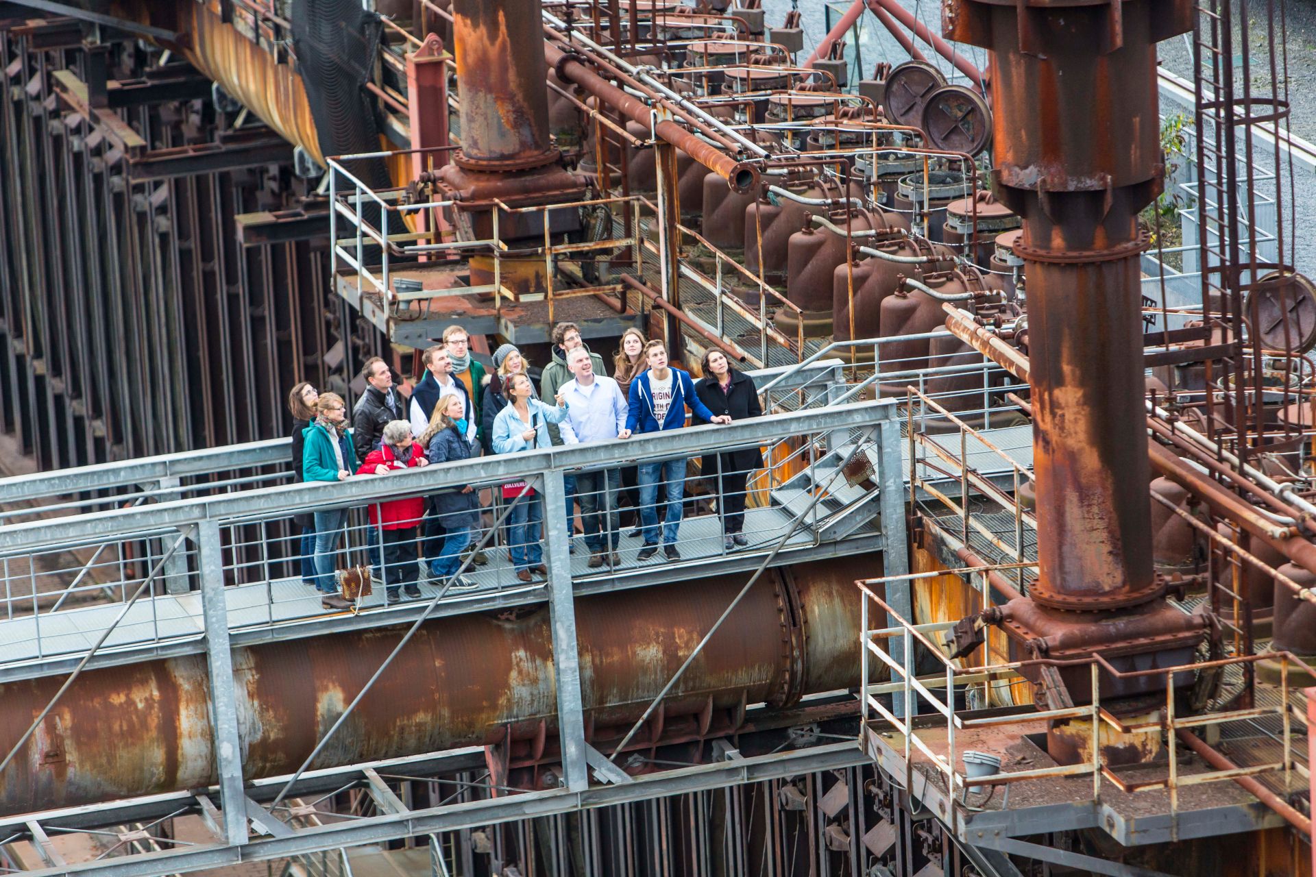 Gäste spüren der Vergangenheit nach: Auf der Kokerei wurden zu Hochbetriebszeiten in 304 Öfen täglich 11.000 Tonnen Kohle zu 8.600 Tonnen Koks veredelt