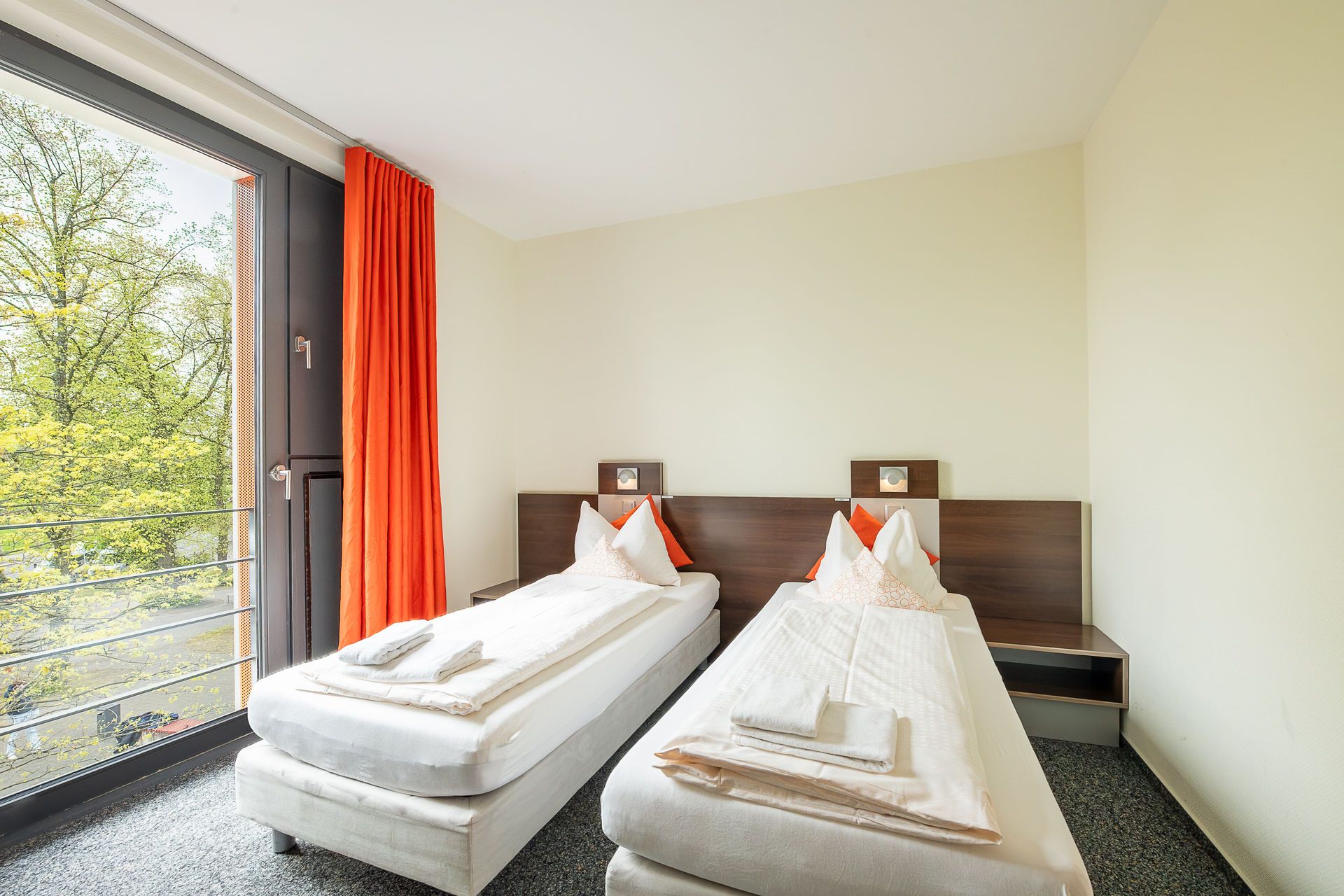 JH Düsseldorf Zweibettzimmer Twin