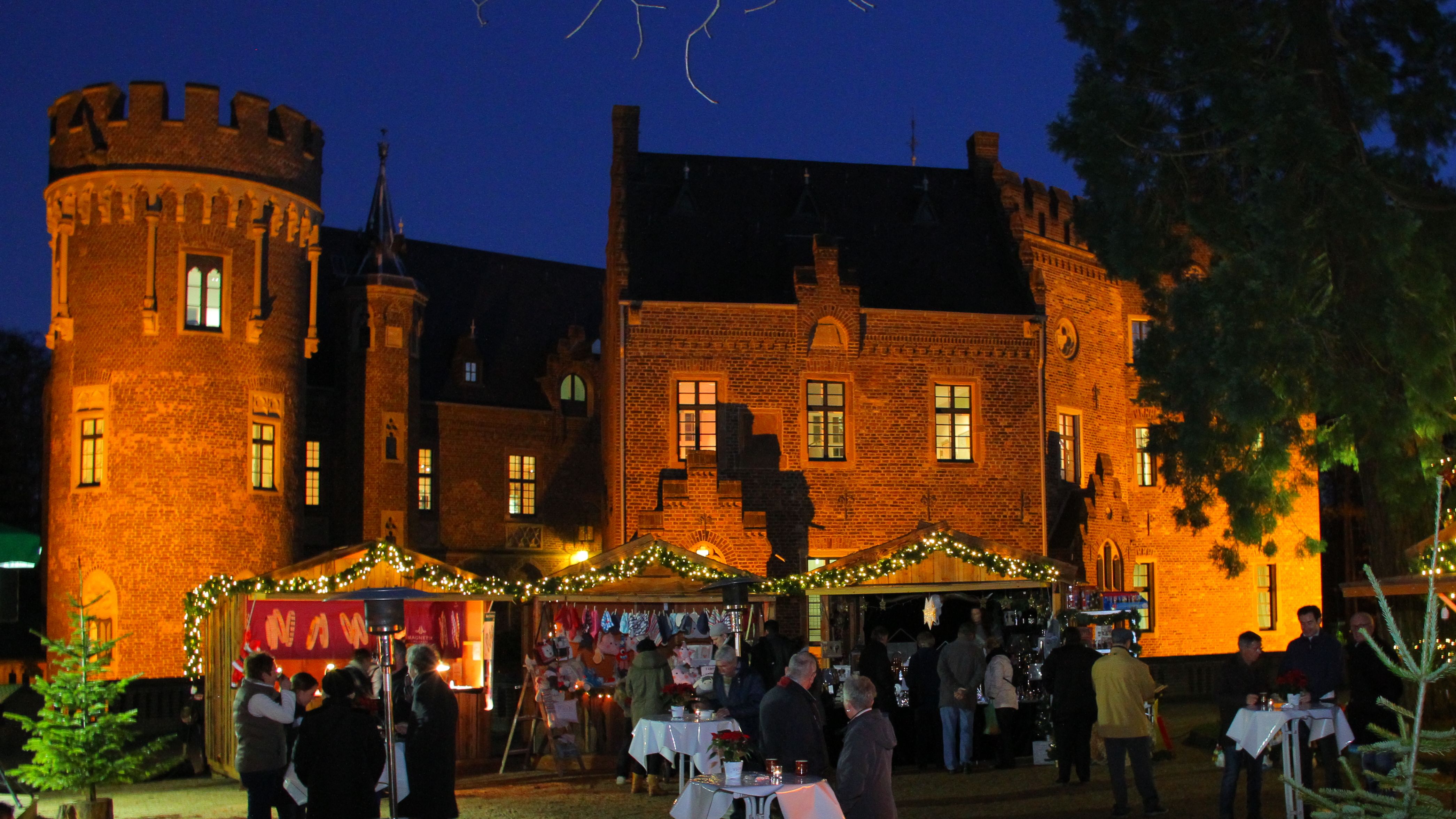 Weihnachtsmarkt Schloss Paffendorf