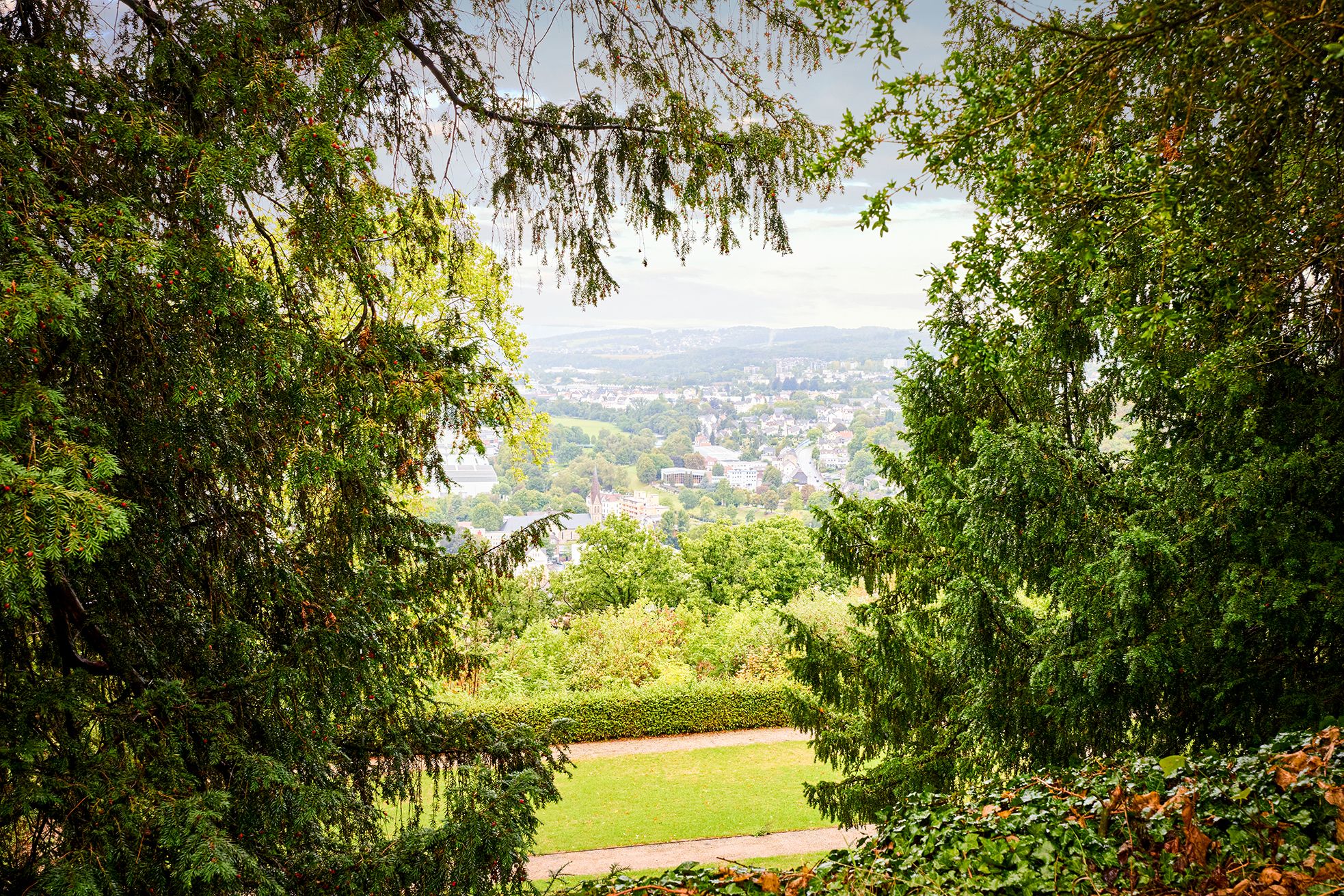 Graf Moritz Casimir I. von Bentheim-Tecklenburg ließ die barocke Gartenanlage im Jahr 1730 nach dem Vorbild französischer Barockgärten gestalten