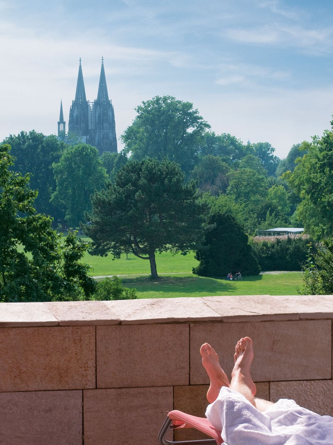 Terrasse mit Domblick, Claudius Therme