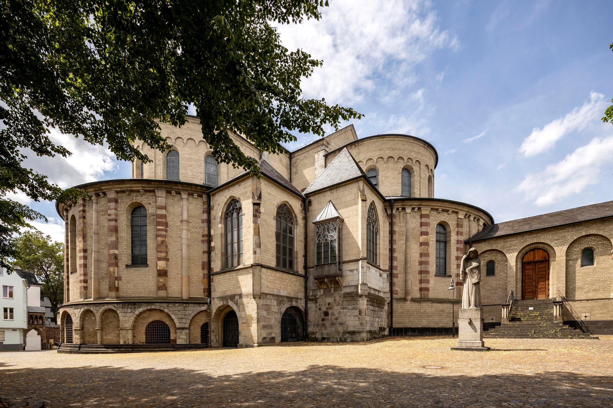 Zur Seite St. Maria im Kapitol