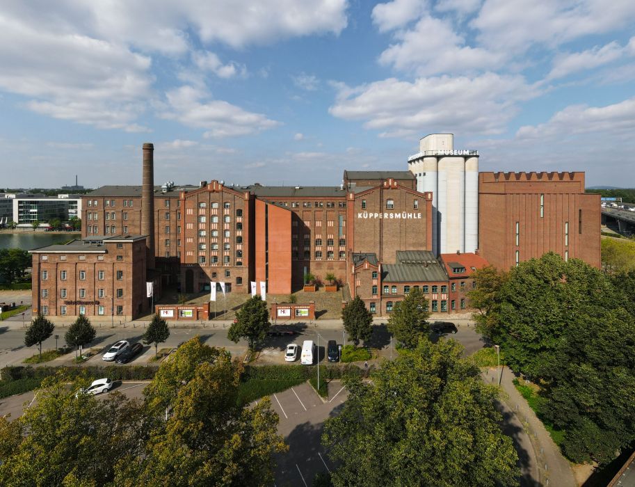 Das Museum Küppersmühle ist ein zentraler Ausstellungsort deutscher und europäischer Nachkriegskunst