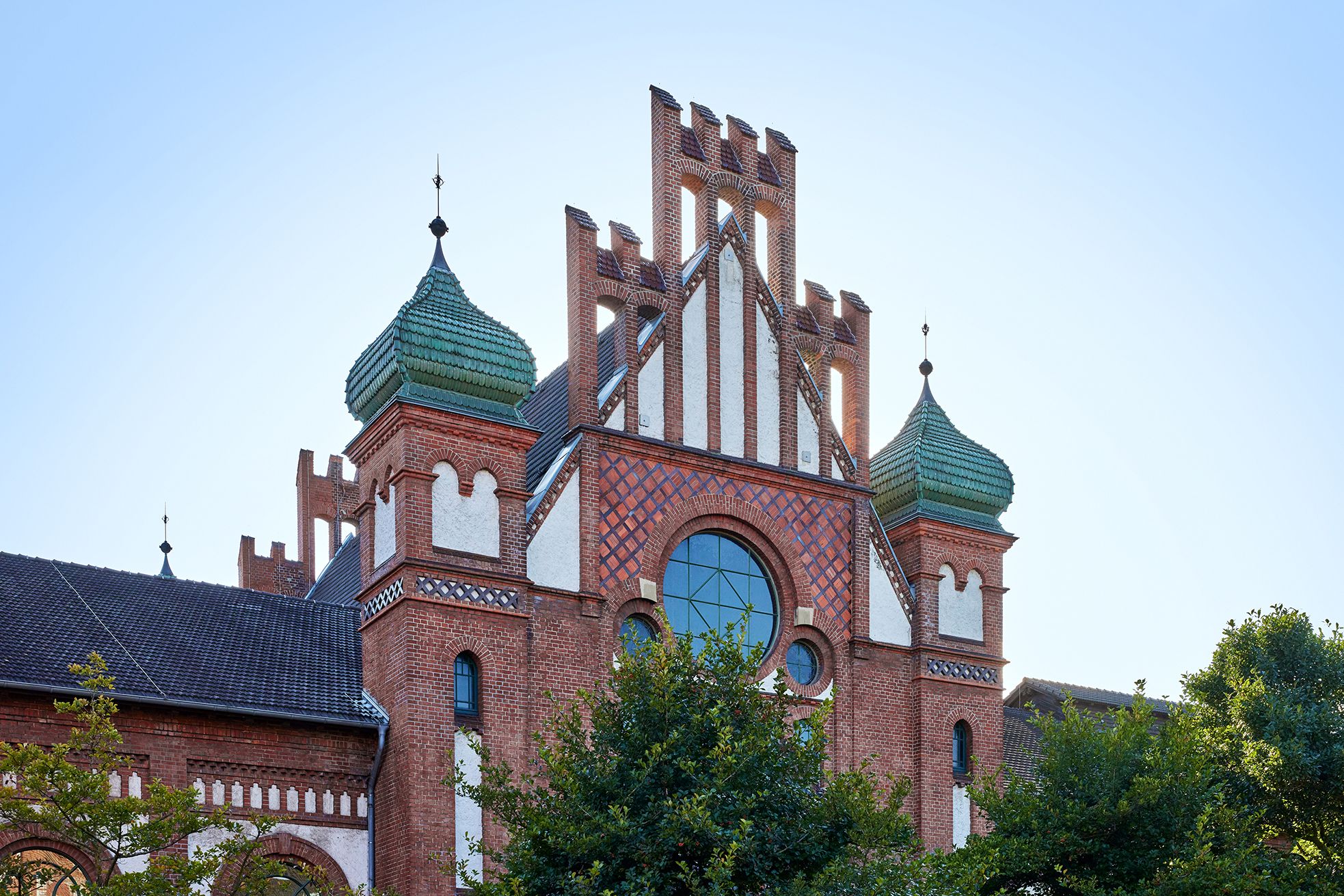 Das LWL-Museum Zeche Zollern wird wegen seiner Architektur und Geschichte auch Schloss der Arbeit genannt