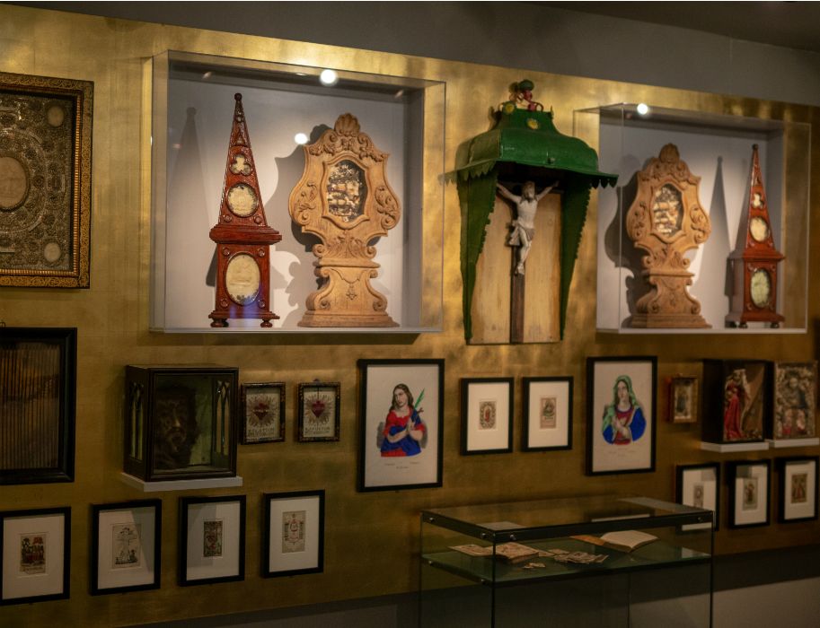 Die Dauerausstellung des Museums beherbergt verschiedenste religiöse Schätze