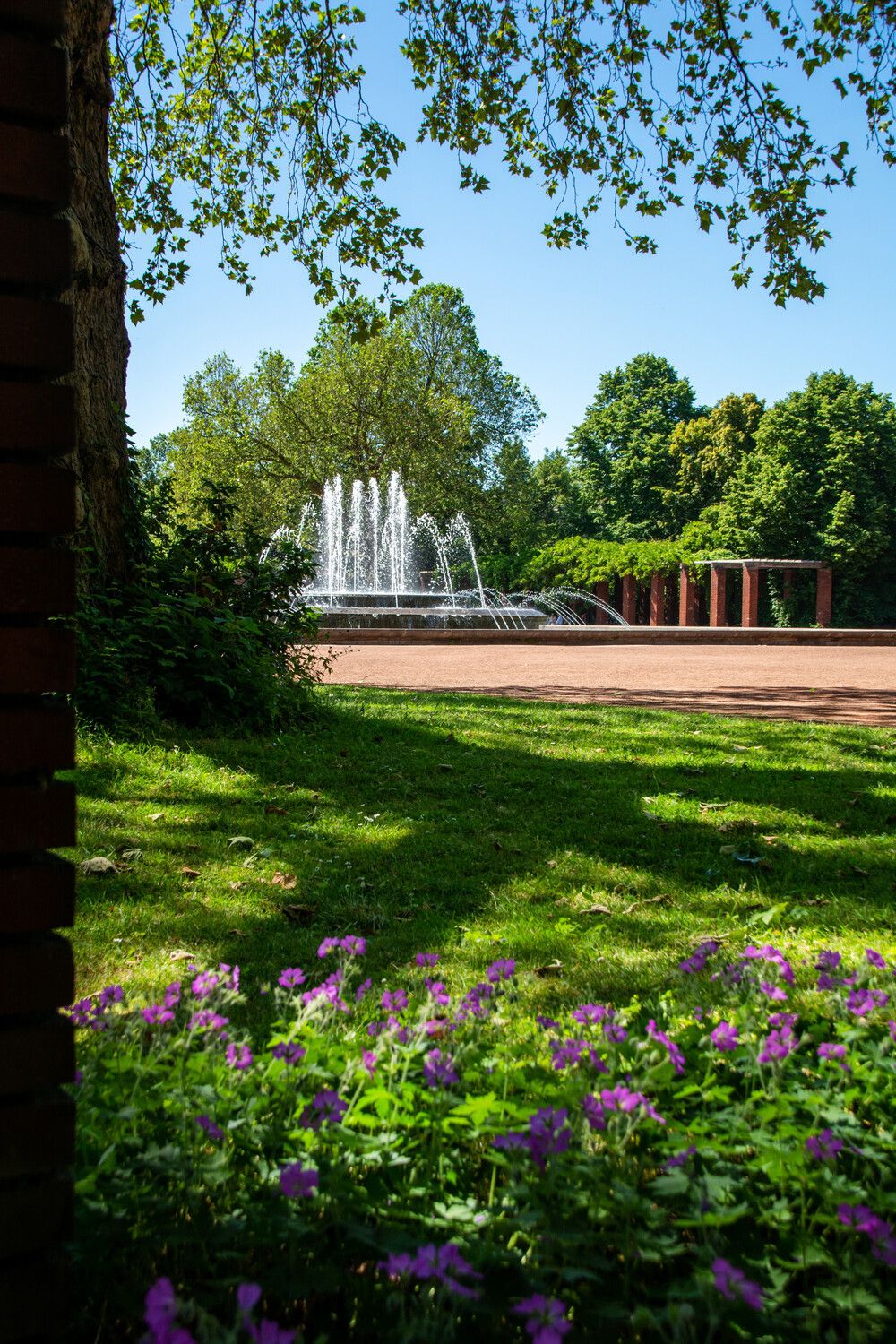 Der Fontänenplatz ist das Herzstück des Nordparks Düsseldorf