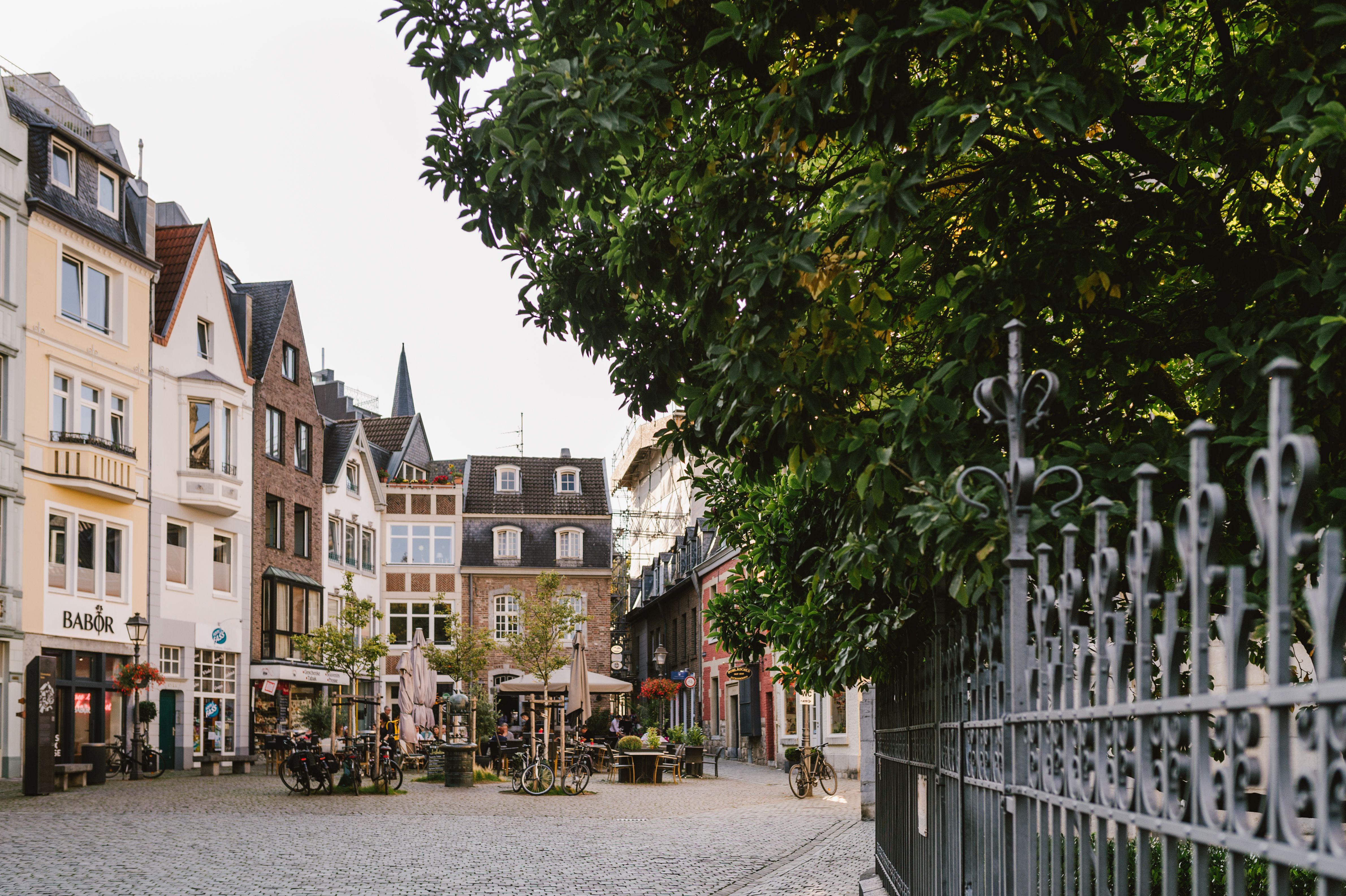 Zur Seite Münsterplatz