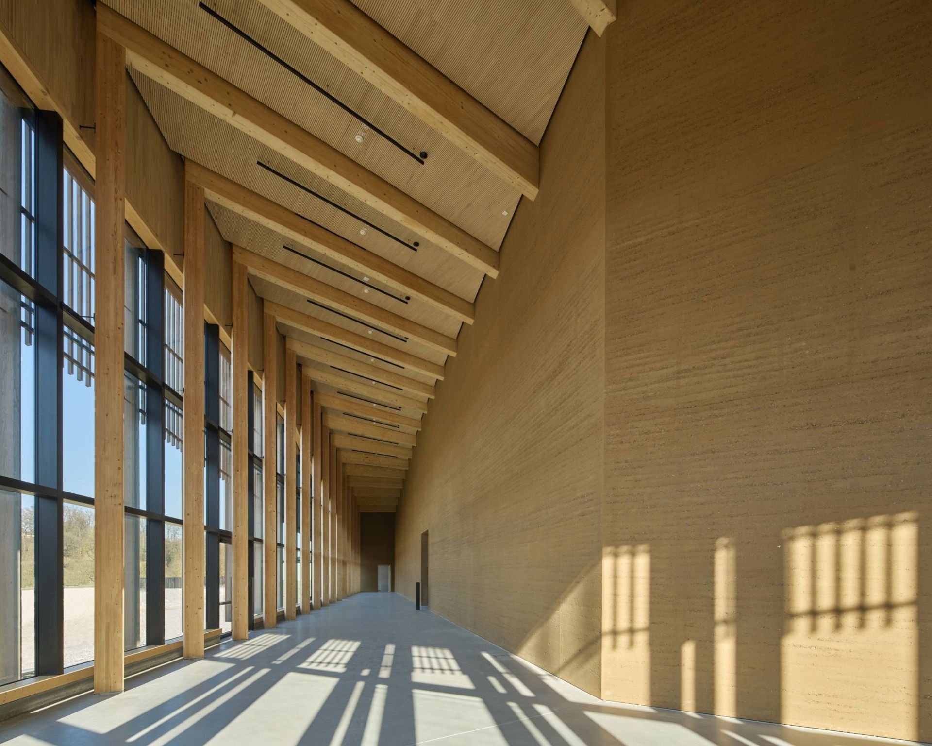 Die Material Lehm, Holz und Beton fanden auf nachhaltige Weise Anwendung im neuen Forum des LWL-Museums Hellerlecht
