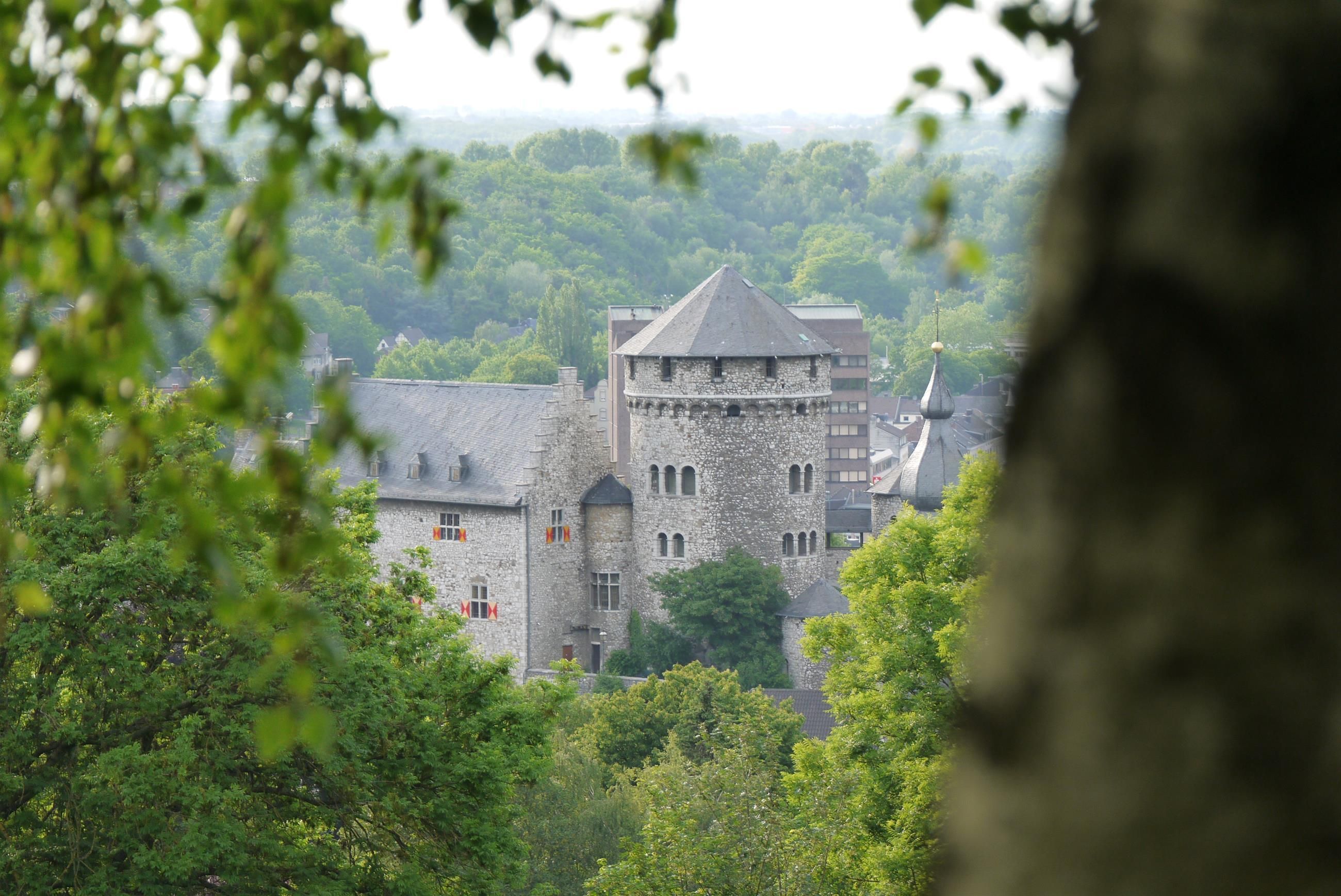 Burg Stolberg im Grünen