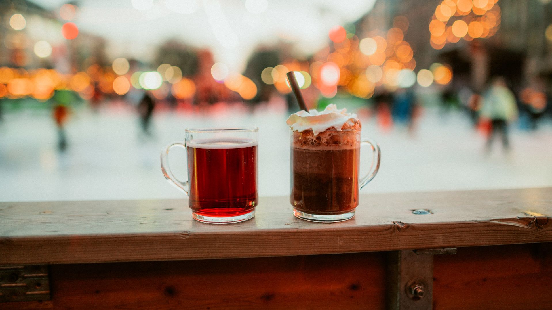 Düsseldorf Weihnachtsmarkt Glühwein