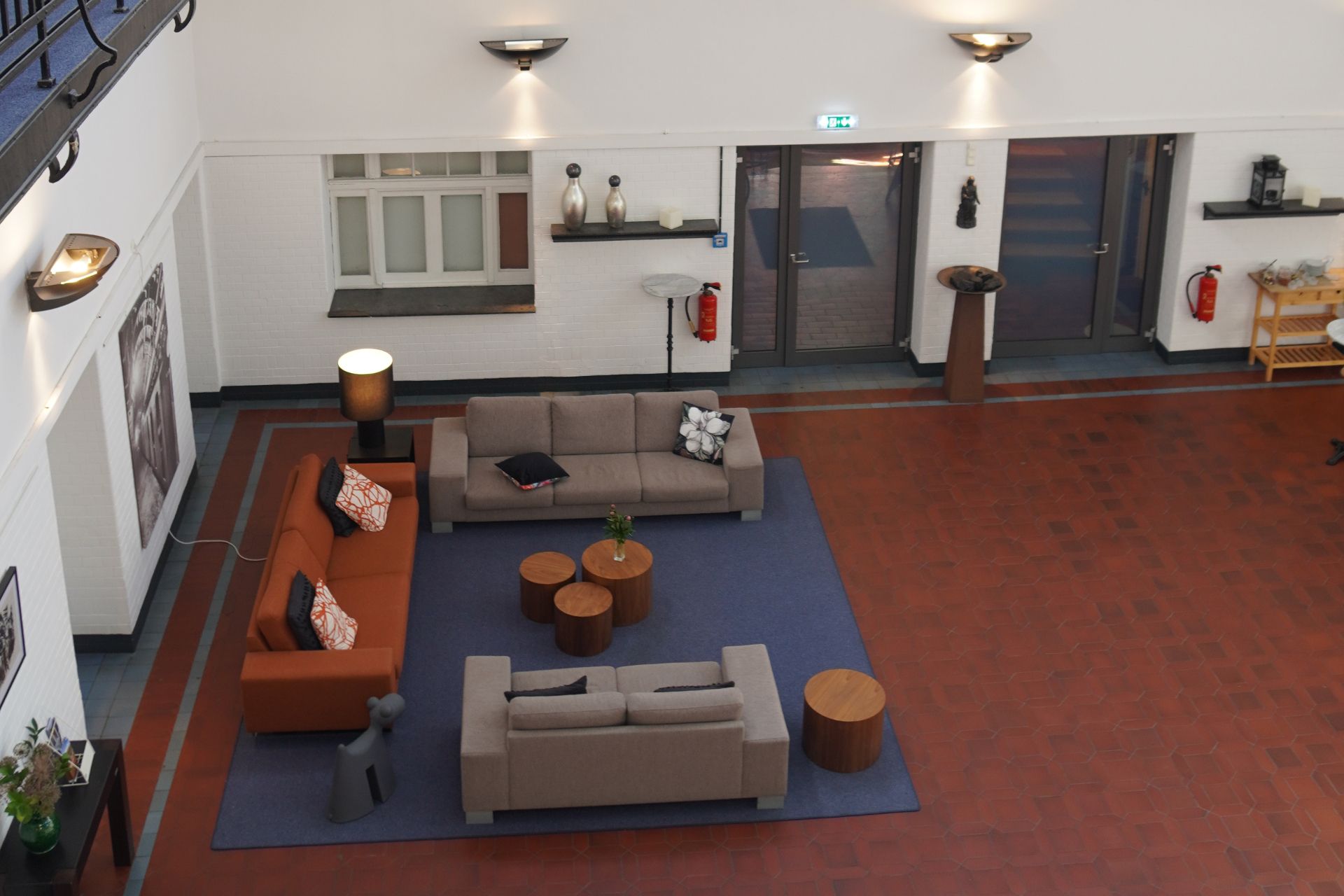 Jule Wagner, Eine gemütliche Sitzecke im Hotel "Alte Lohnhalle"