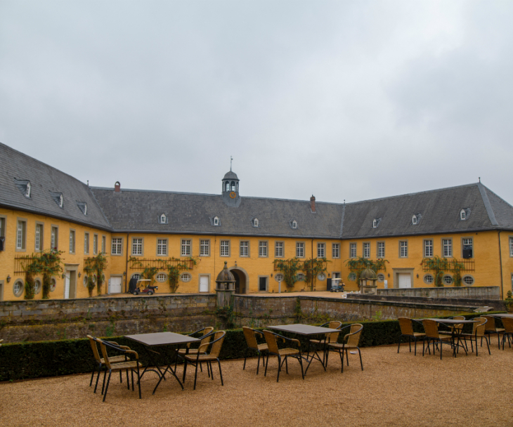 Die Schlossanlagen von Dyck in Jüchen liegen wenige Kilometer von Düsseldorf entfernt, © Tourismus NRW e.V.