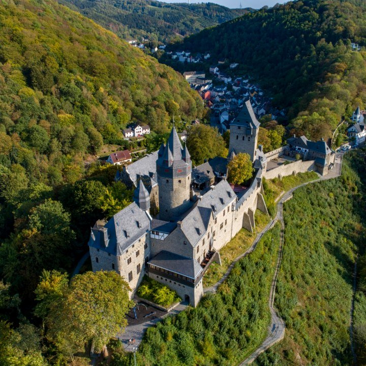 Burg Altena, Luftansicht, © Tourismus NRW e.V.