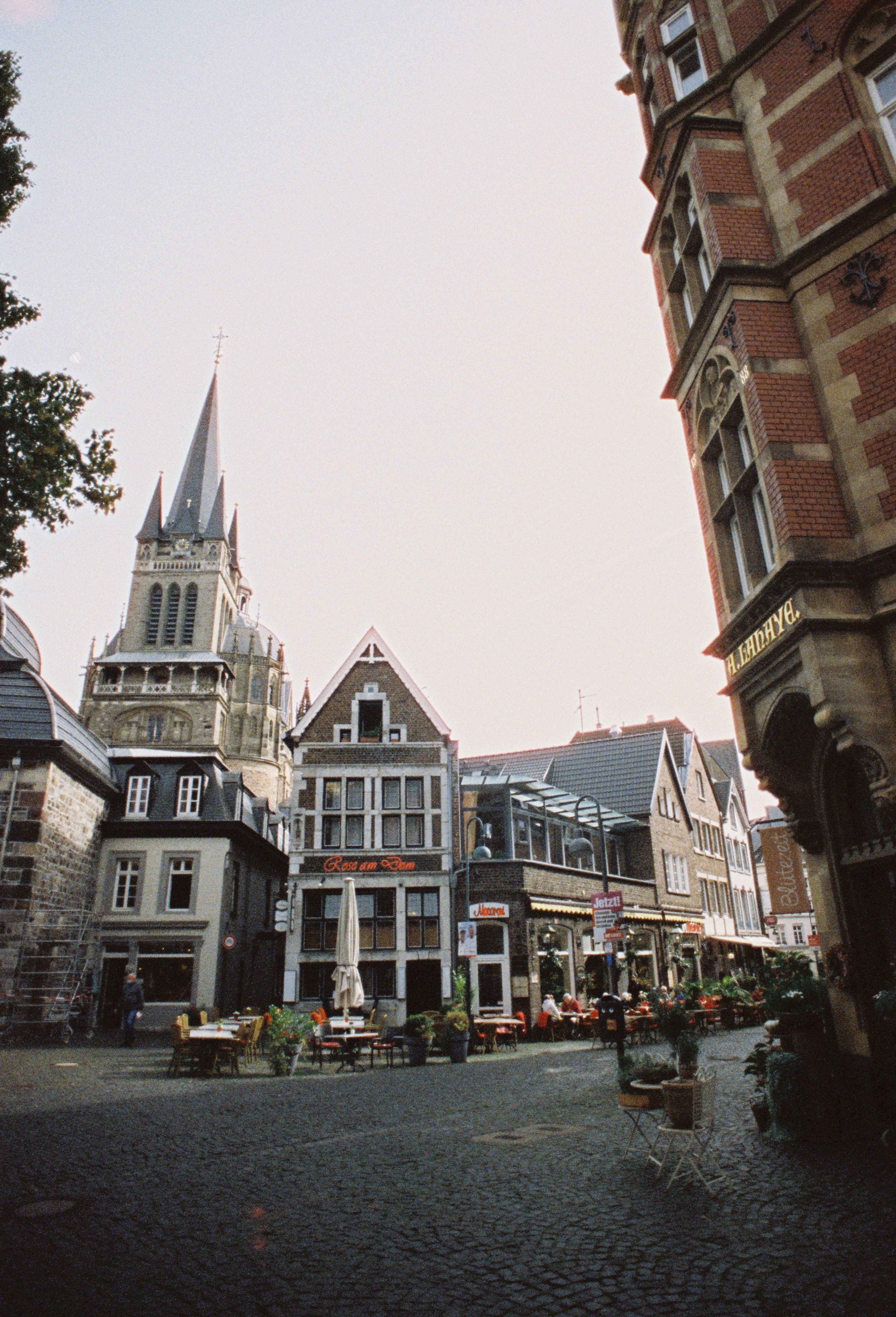 Zur Seite Historische Altstadt Aachen: Rund um Dom und Rathaus