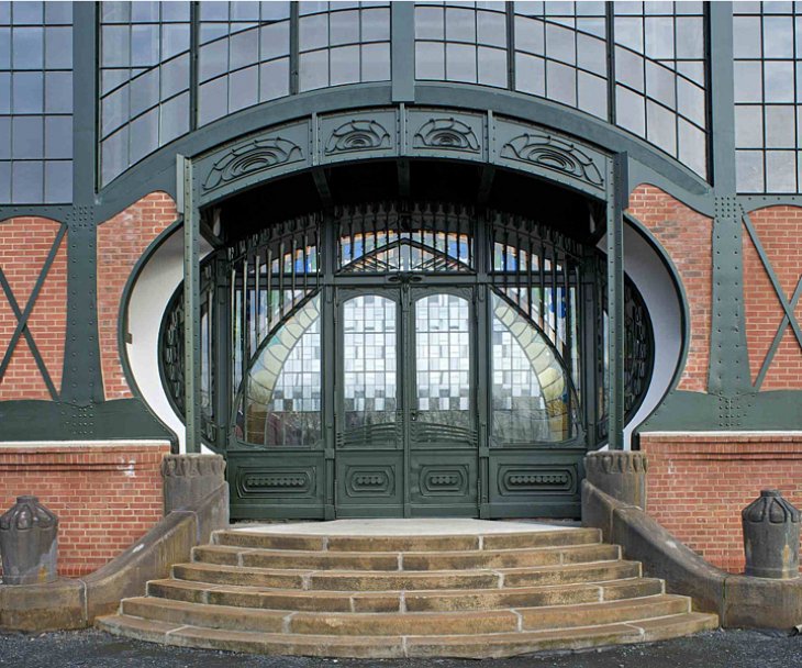 Das Jugendstil-Portal der Maschinenhalle auf der Zeche Zollern, © LWL-Industriemuseum, M. Holtappels