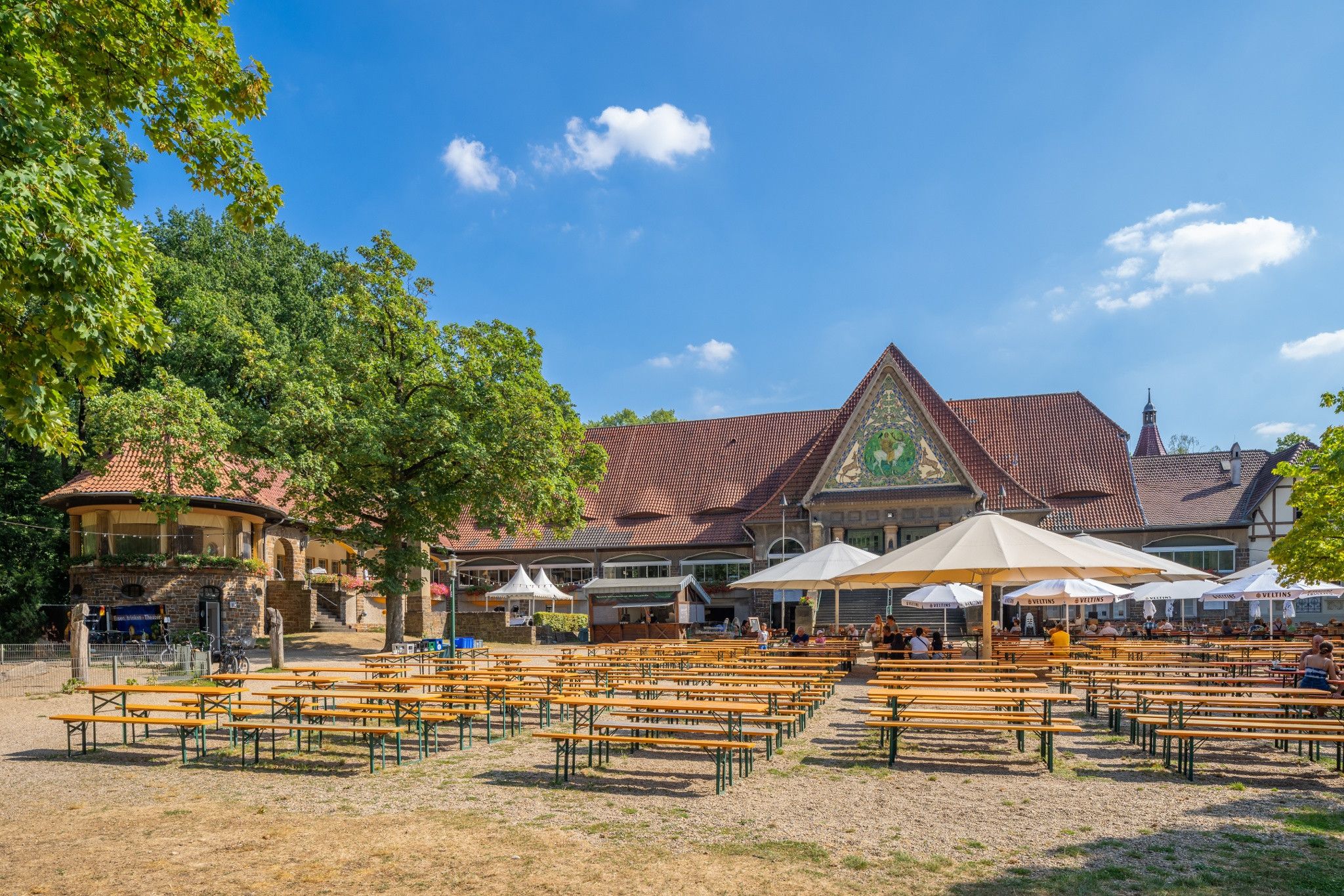 Zur Seite Stadtwald