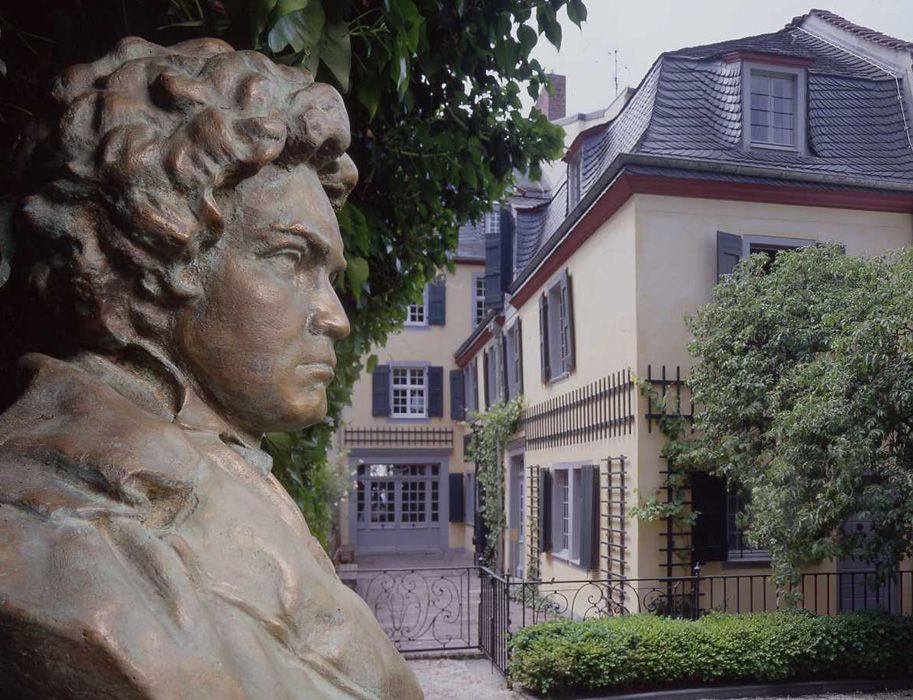 Zur Seite Beethoven-Haus Bonn