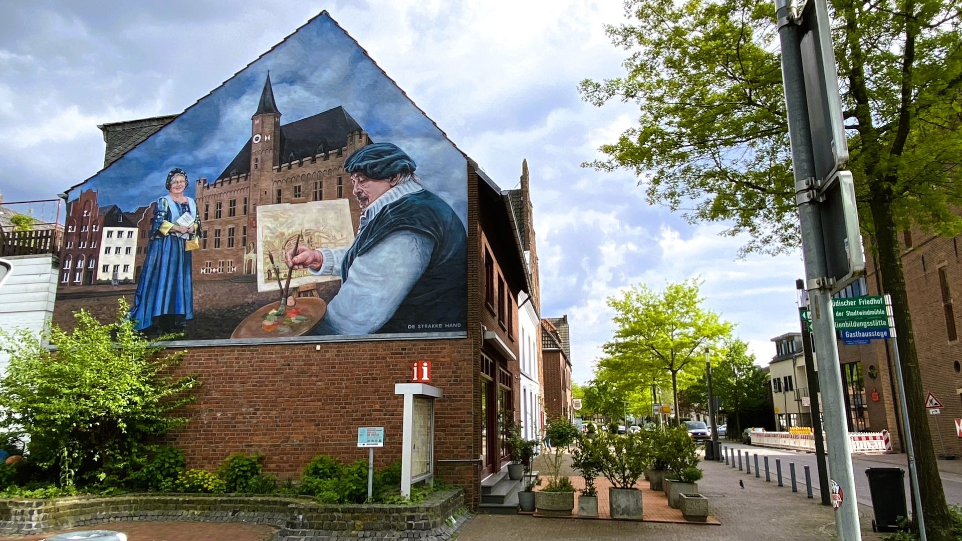 Die Künstler Rose und Michiel Meulemann haben für den Hanseradweg ein Mural in Kalkar gestaltet