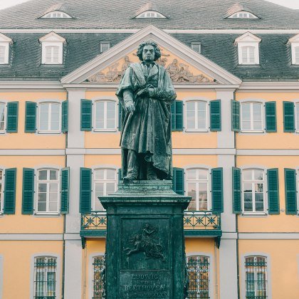Beethoven Denkmal Münsterplatz Bonn , © Johannes Höhn