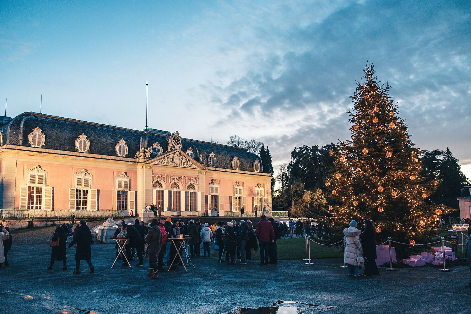 Weihnachtsmarkt Schloss Benrath
