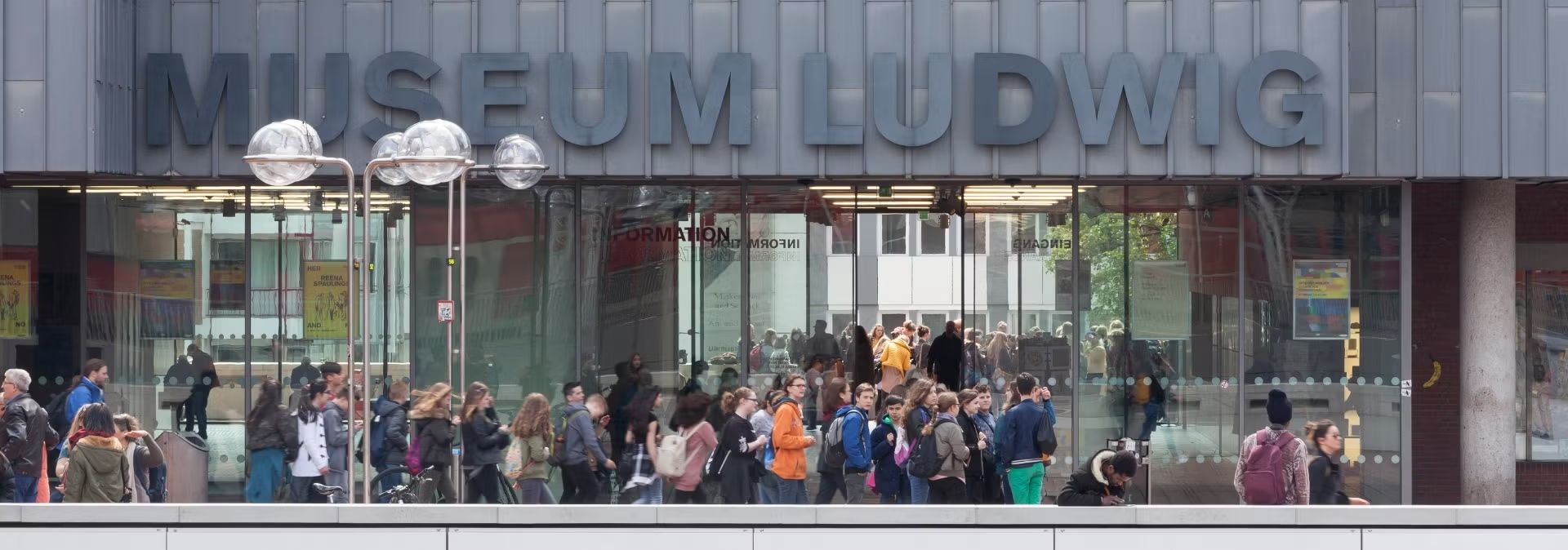 Museum Ludwig, Menschenandrang