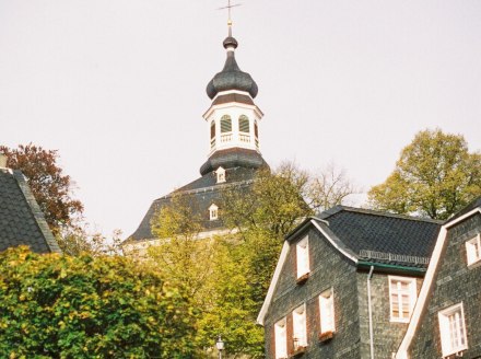 Kirche im historischen Ortskern Gräfrath, © Johannes Höhn