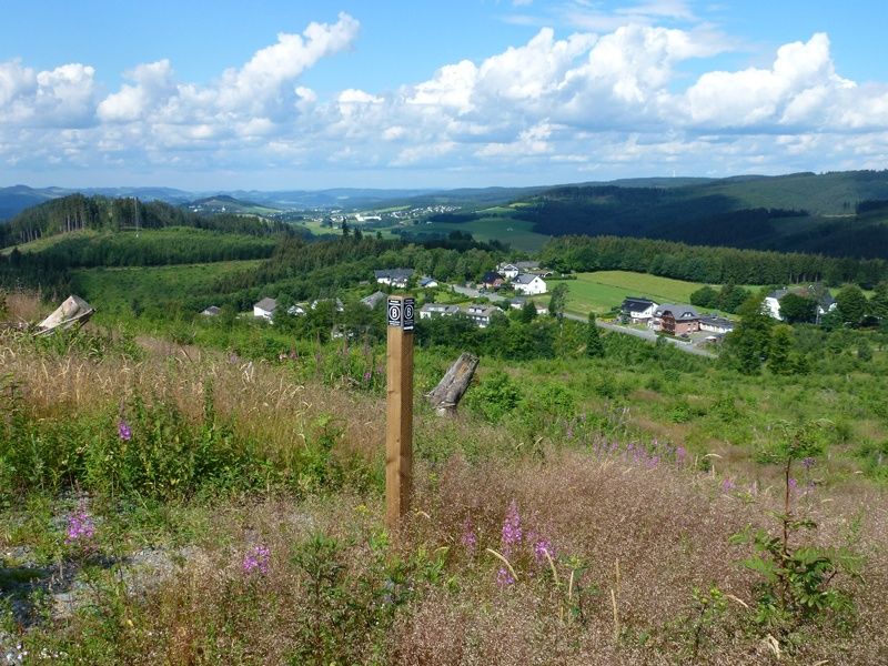 Zur Seite Bestwiger Panoramaweg (B)