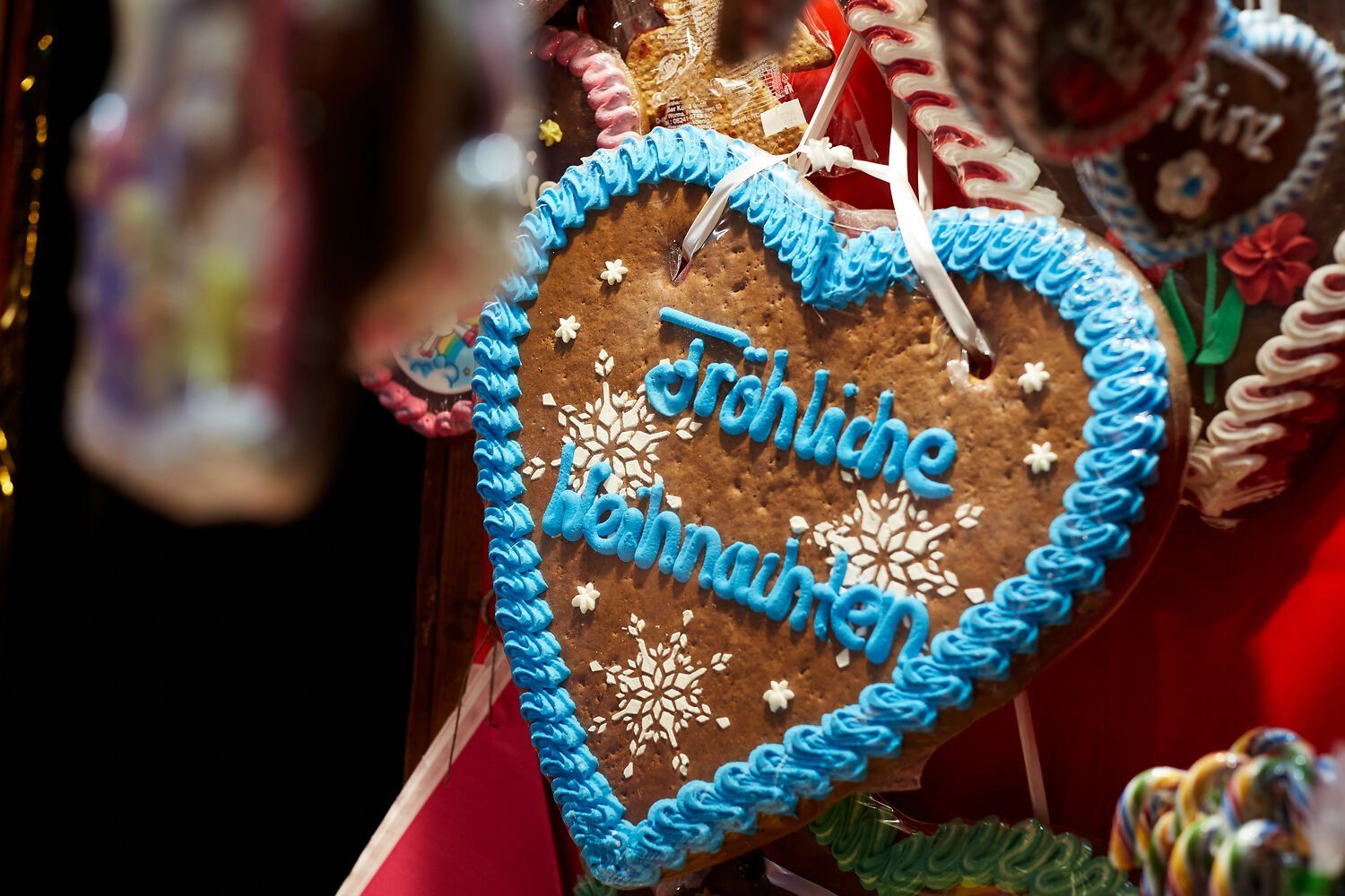 Zur Seite Benrather Weihnachtsdörfchen