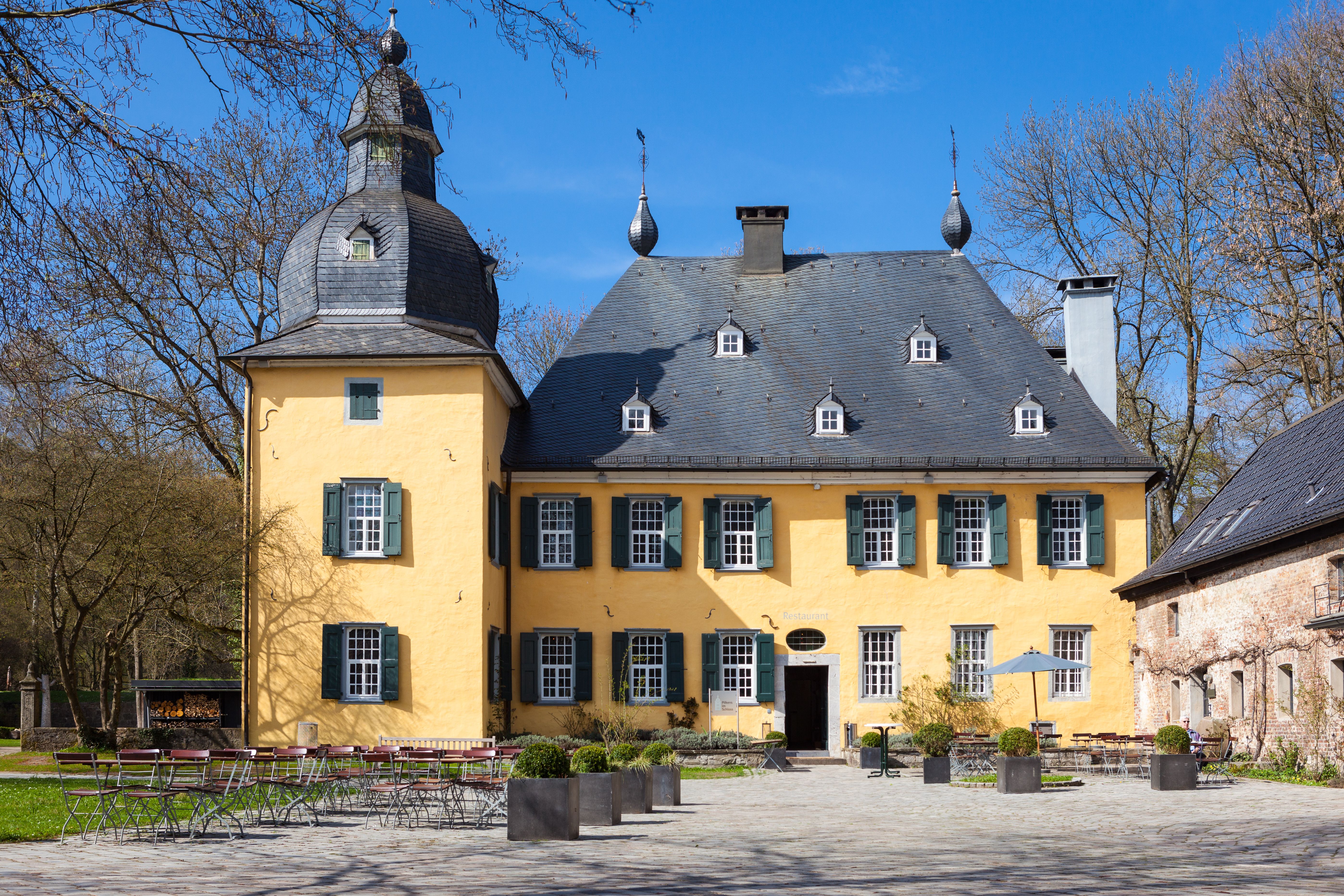 Bis ins Jahr 850 reicht die Geschichte von Schloss Lüntenbeck zurück