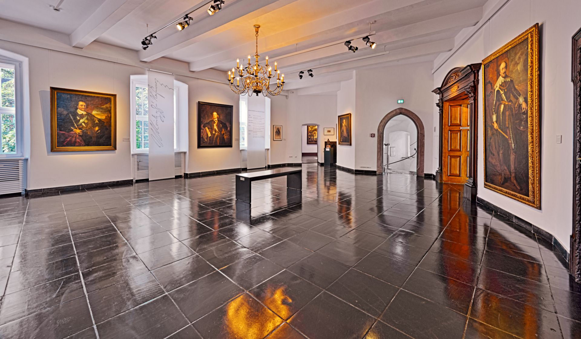 1905 eröffnete das Siegerlandmuseum im Oberen Schloss Siegen. Gäste können hier heute 1.500 Quadratmeter Ausstellungsfläche auskundschaften