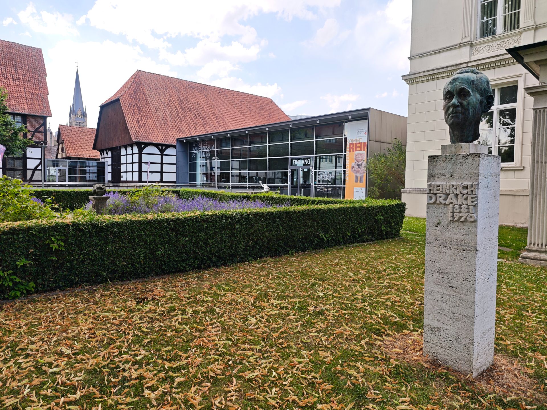 Das Lippische Landesmuseum Detmold präsentiert anlässlich des Hermannsdenkmal-Jubiläums eine Ausstellung zur Denkmalwerdung